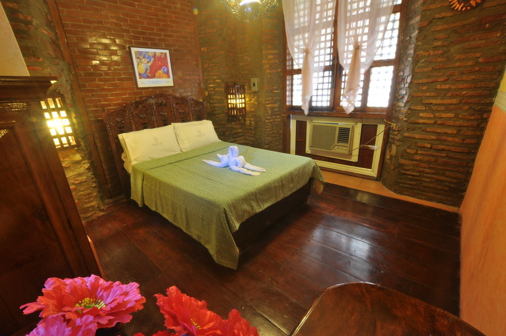 Zen Rooms Grandpa'S Inn Vigan Exteriör bild