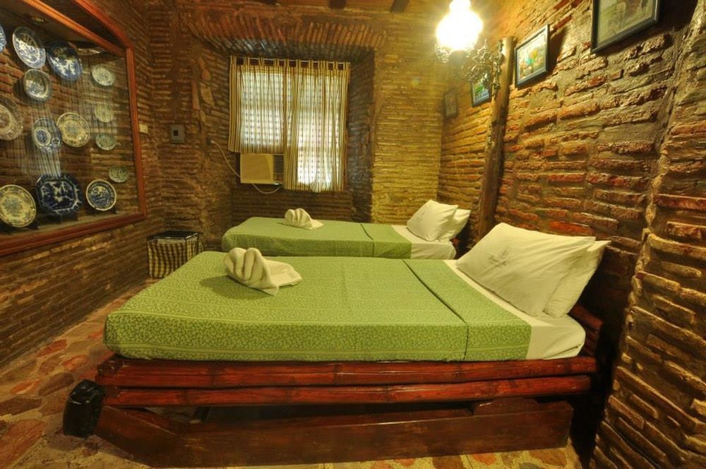 Zen Rooms Grandpa'S Inn Vigan Exteriör bild